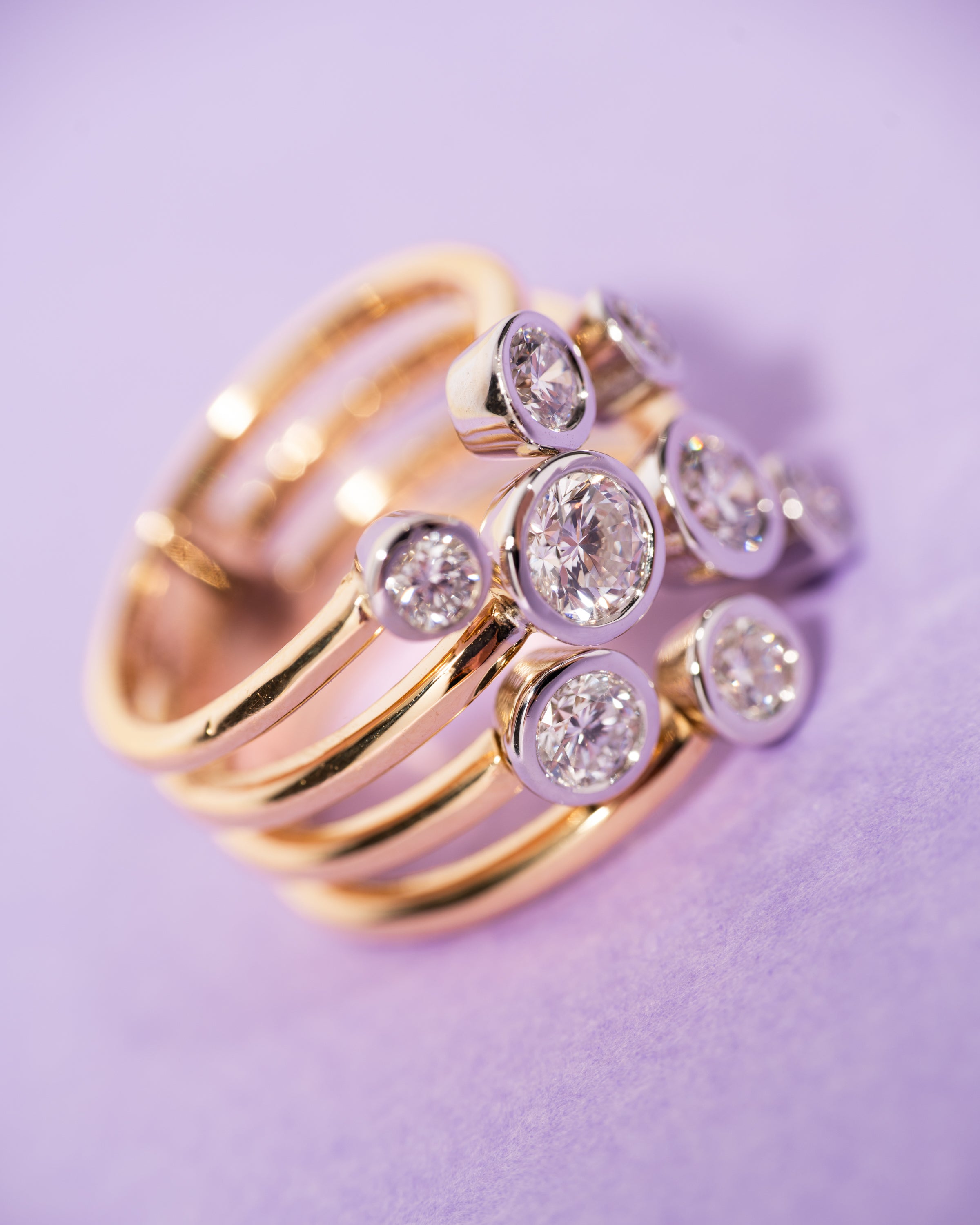 The Floating Comet Ring