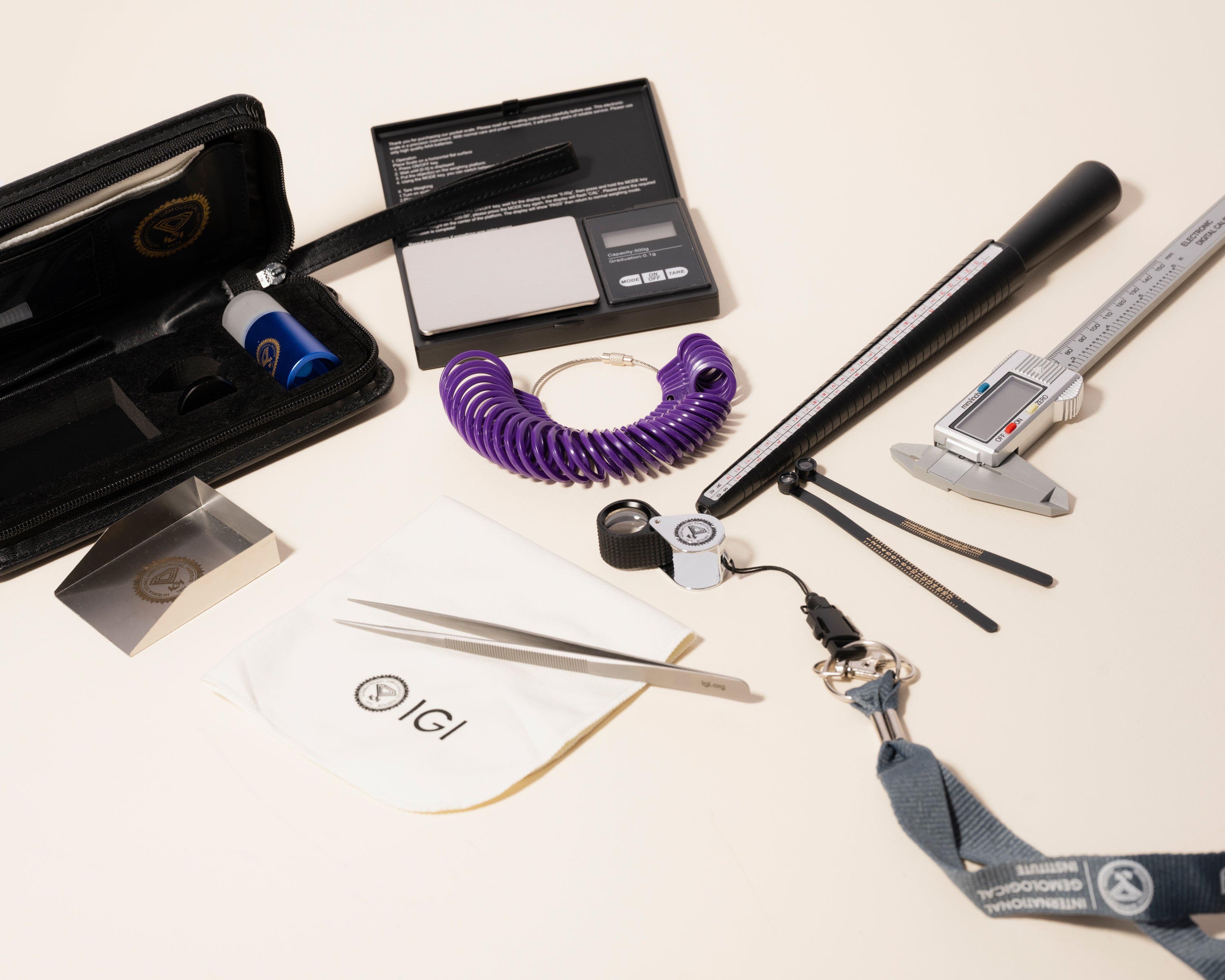 How are lab grown diamonds made? Discover more on VONA